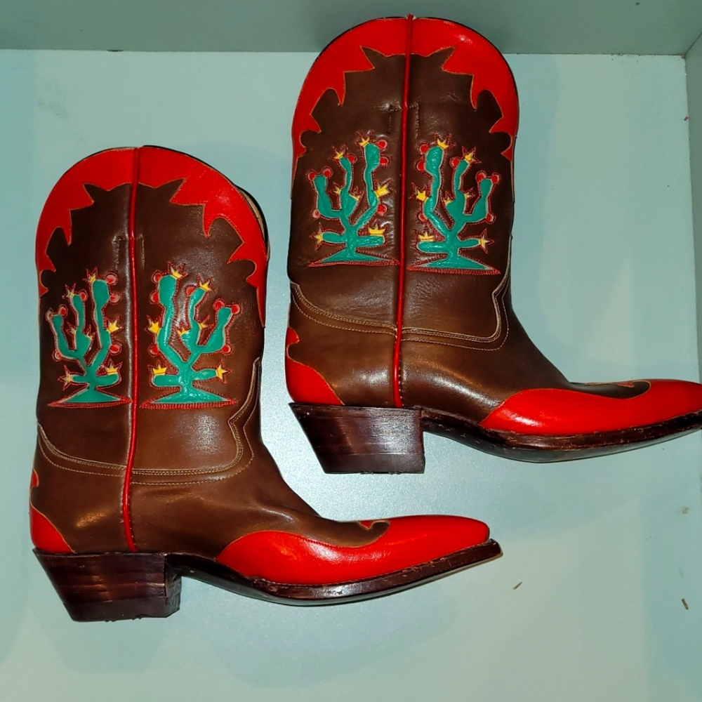 Vintage Rocketbuster cowboy boots, cactus design Size L: 5½ - R: 6